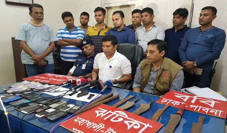 28 dacoits held at Ashulia