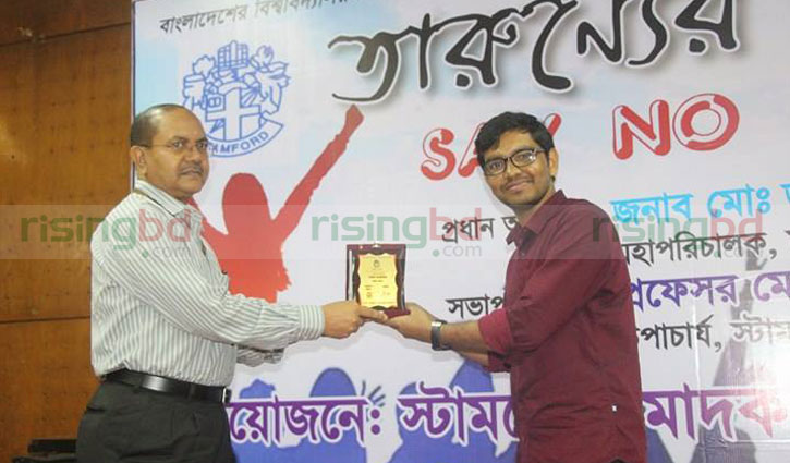 দিনমজুরের কাজ করে ডাক্তার হচ্ছেন সোহাগ 