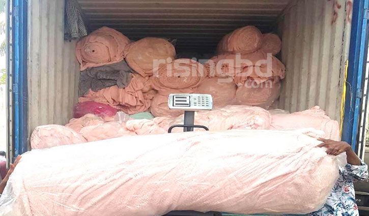 Truck seized with bonded textiles in Ctg