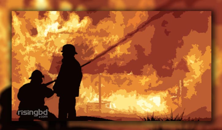 Fire breaks out at jute mill in Ctg