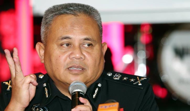 9 Bangladeshis held as boat lands on Malaysian military camp