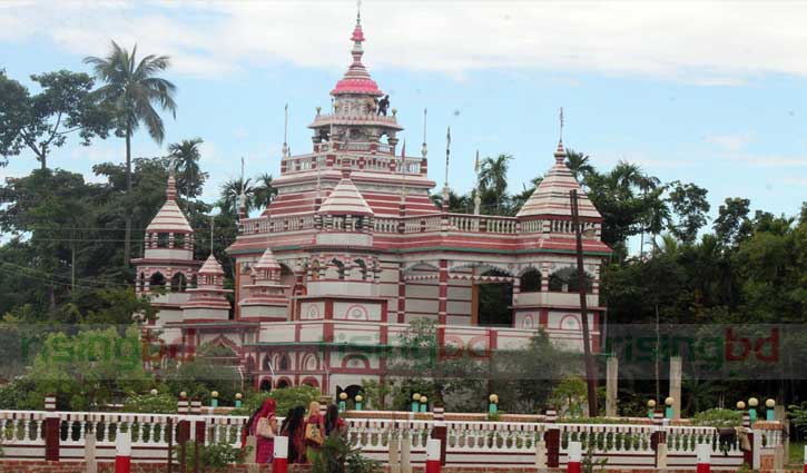 মায়ের লাল রূপ মায়ের লাল রূপ