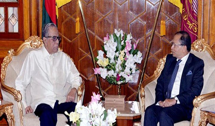 Chief Justice makes courtesy call on President