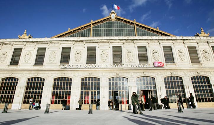 Two killed in France stabbing attack