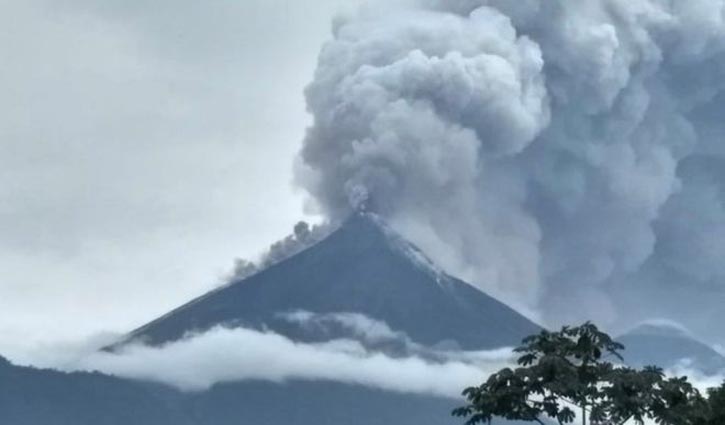 Guatemala volcano: 25 dead as Fuego volcano erupts