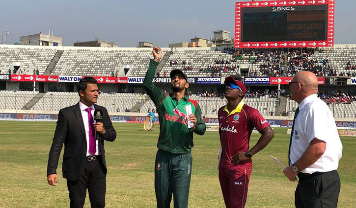 WI set 196-run target for Tigers