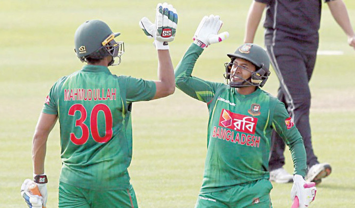 মুশফিকুর রহিম ও মাহমুদউল্লাহ রিয়াদ মুশফিকুর রহিম ও মাহমুদউল্লাহ রিয়াদ