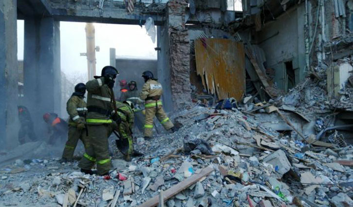 Death toll rises to 37 in Russian apartment collapse