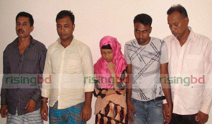 5 arrested for blackmailing traders by women