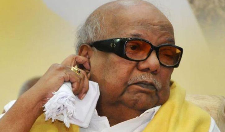 Thousands mourn as revered Indian leader dies