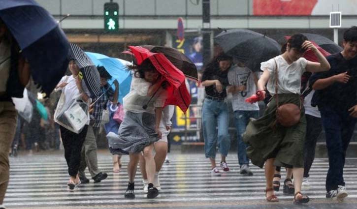 Powerful storm hits weather-ravaged Japan