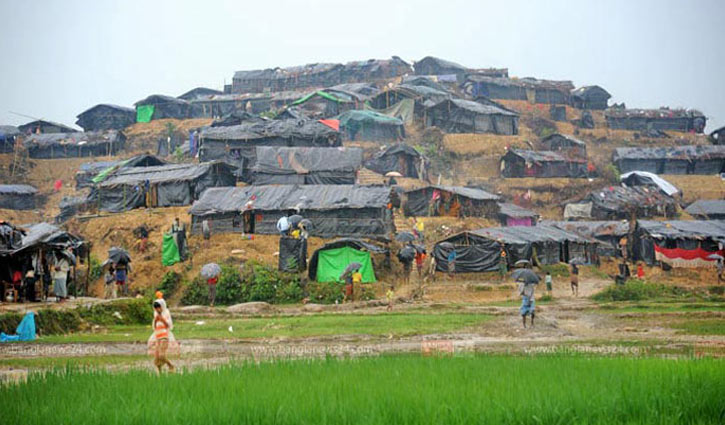 28 houses gutted in Rohingya camp fire