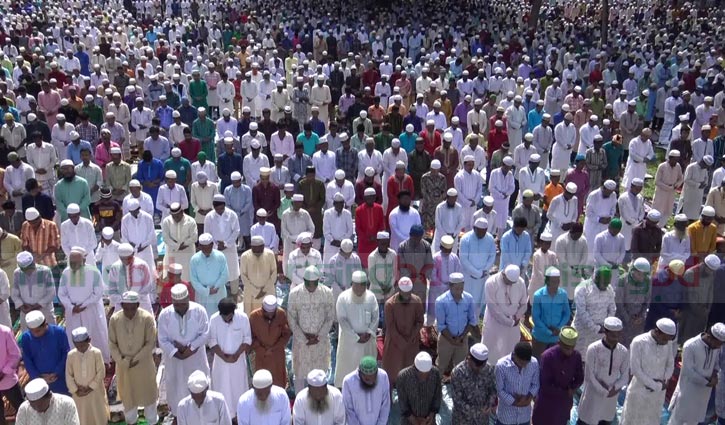 Eid jamaat held at Sholakia with unprecedented security