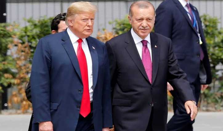 Trump tariff move pushes Turkish lira down