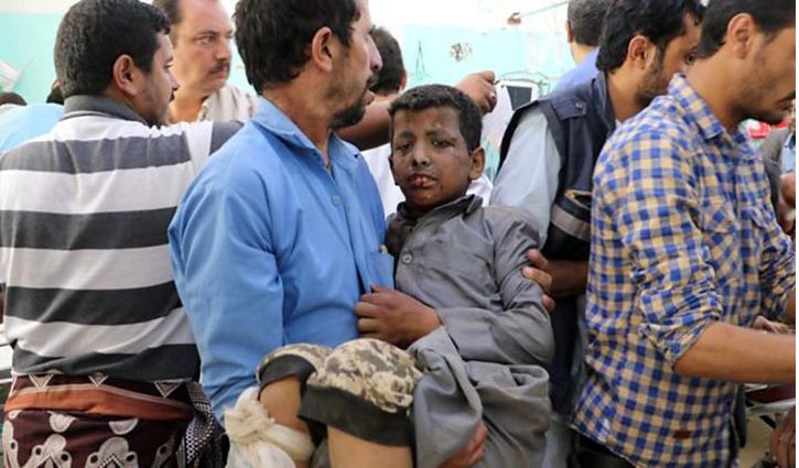 Saudi-led air strike on bus kills 29 children in Yemen