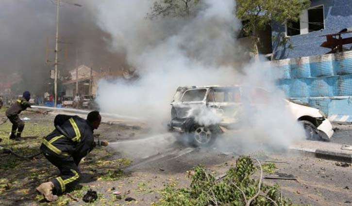 Nine killed in Somali ministry attack