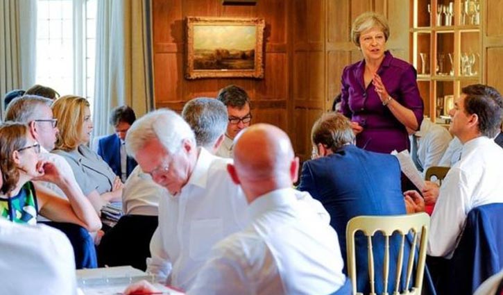 Cabinet agrees 'collective' stance on future EU deal