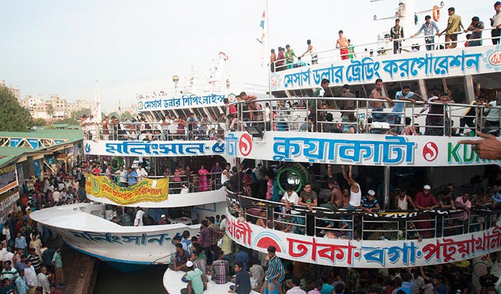 ঈদযাত্রায় বাড়তি চাপ নেই সদরঘাটে ঈদযাত্রায় বাড়তি চাপ নেই সদরঘাটে