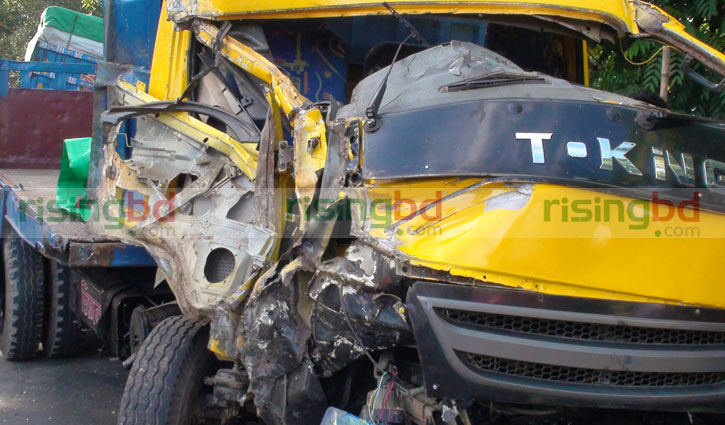 Three women killed in truck-pick up collision