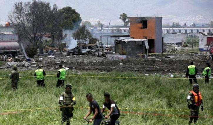 24 killed in Mexico fireworks explosions