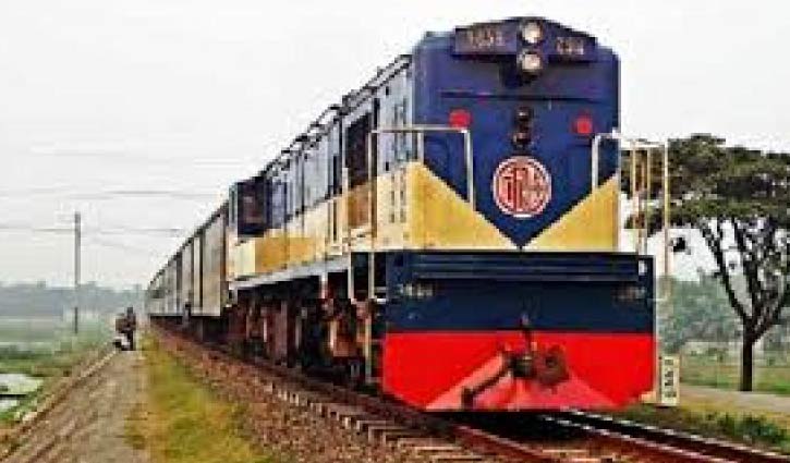 Two crushed under train in Tangail