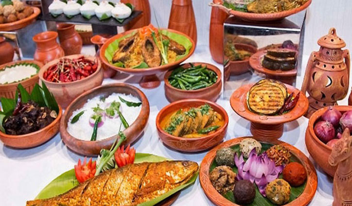 পহেলা বৈশাখে চট্টগ্রামে খাবার-দাবারের জমজমাট আয়োজন