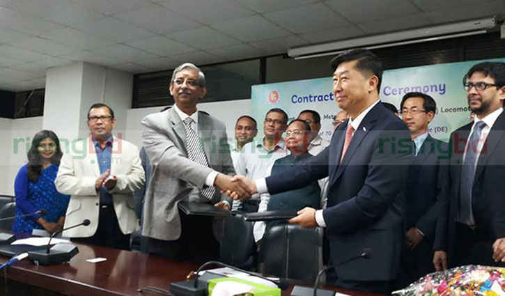 Govt to buy 70 rail engines to remove crisis