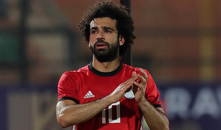 Mohamed Salah leaves Egypt match with injury