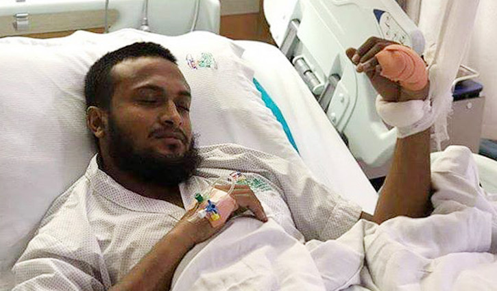 Shakib leaves hospital