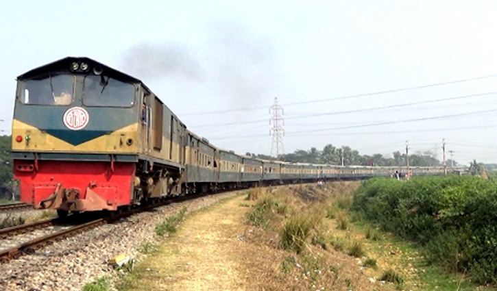 Dhaka's rail link with Rangpur snapped