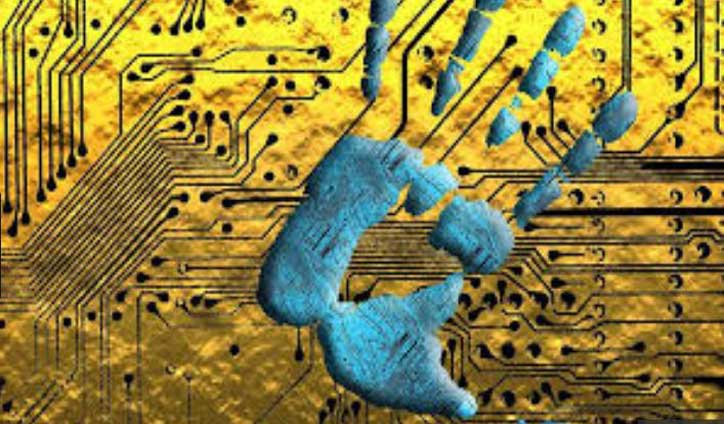 'China spy attack hits Apple, Amazon'