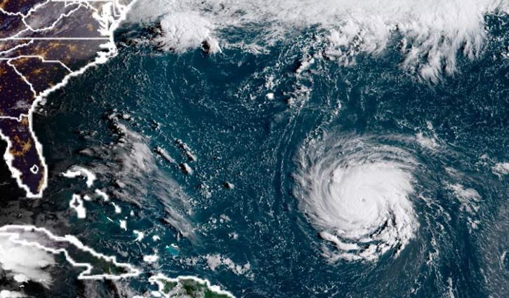 ‘Extremely dangerous’ storm sparks US exodus