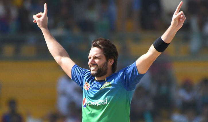 Shahid Afridi finally reveals his real age