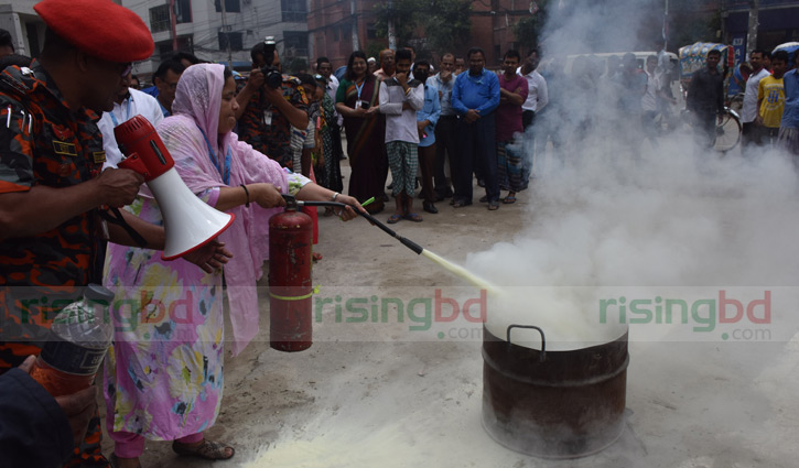 ACC chief for divulging facts about Banani fire