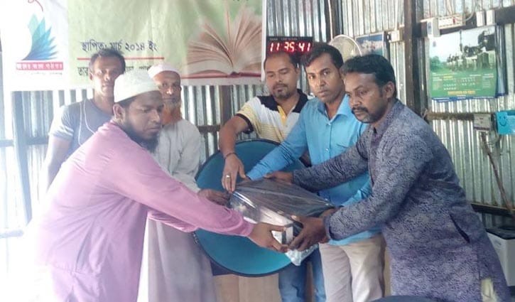 ফেসবুকে স্ট্যাটাসে যোগাড় হলো মসজিদের মাইক