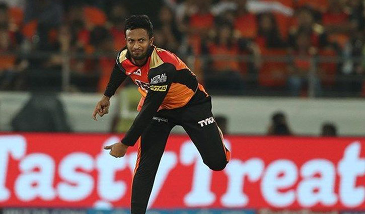 ব্যাটিং-বোলিংয়ে বিবর্ণ সাকিব, হায়দরাবাদের হার