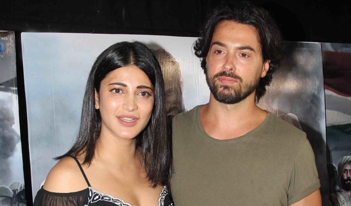 শ্রুতির ব্রেকআপ