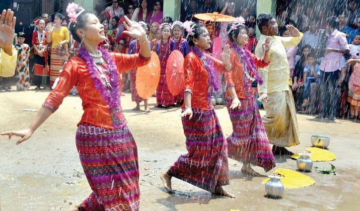 আদিবাসী জীবনে নববর্ষ উৎসব || সঞ্জীব দ্রং