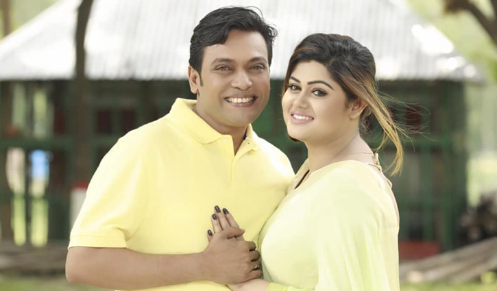 প্রথমবার জুটি বাঁধলেন মিলন-মৌমিতা