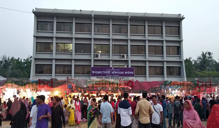 সখীপুরে বৈশাখী মেলায় কুরুচিপূর্ণ নামের স্টল!