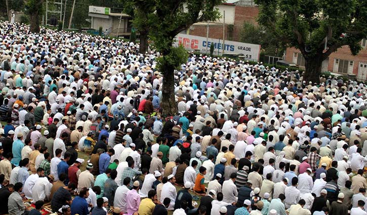 Muted Eid celebrations in Kashmir as restrictions return