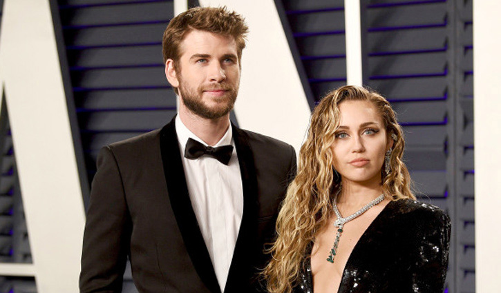 মাইলিকে কেন ডিভোর্স দিলেন লিয়াম?