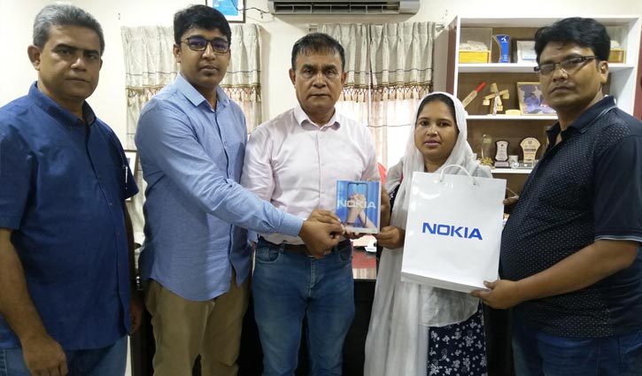 নকিয়ার ডাবল খুশির অফারের প্রথম বিজয়ী নকিয়ার ডাবল খুশির অফারের প্রথম বিজয়ী