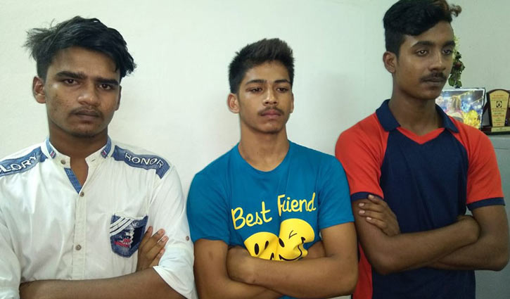 রুয়েট শিক্ষককে মারধর: গ্রেপ্তার ৩ রুয়েট শিক্ষককে মারধর: গ্রেপ্তার ৩