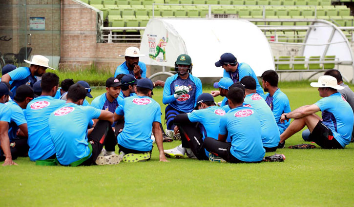 টেস্ট মিশনে বিকেলে চট্টগ্রাম যাচ্ছেন সাকিবরা