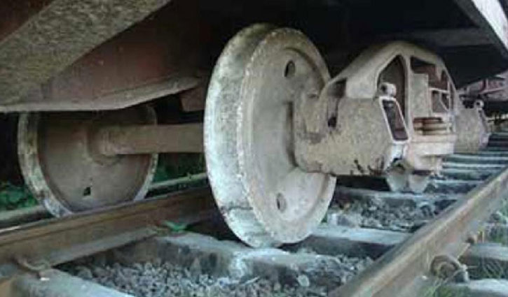 Rail link with North Bengal halted