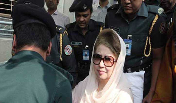 খালেদা জিয়ার রোগমুক্তি কামনায় মিলাদ শুক্রবার খালেদা জিয়ার রোগমুক্তি কামনায় মিলাদ শুক্রবার