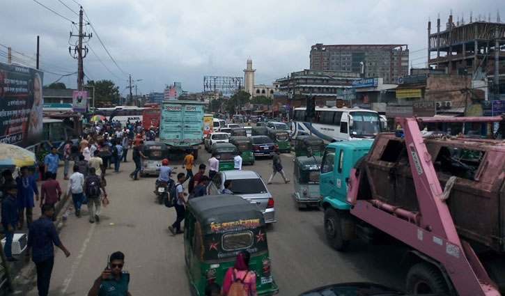 Rush of passengers at Gabtoli, extra fares being charged