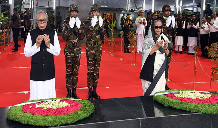 President, PM pay homage to Bangabandhu