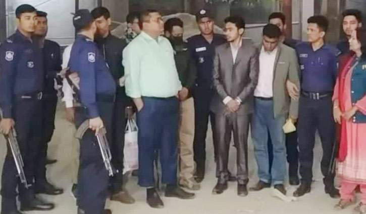 বালিশকাণ্ডে মাসুদুল আলমসহ গ্রেপ্তার ১৩ বালিশকাণ্ডে মাসুদুল আলমসহ গ্রেপ্তার ১৩
